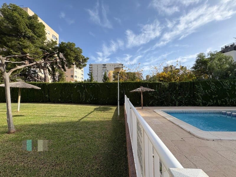 2 soverom Leilighet til salgs i Benicassim med garasje - € 265 000 (Ref: 8691778)