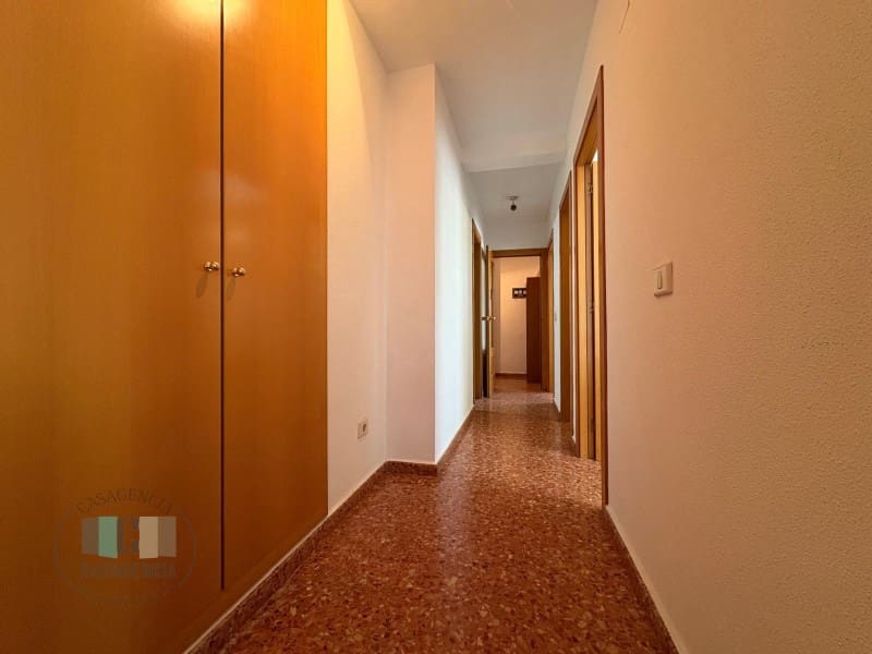 2 soverom Leilighet til salgs i Benicassim med garasje - € 265 000 (Ref: 8691778)