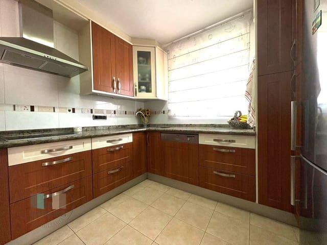 5 camera da letto Villa in vendita in Benicàssim con garage - 550.000 € (Rif: 8756486)