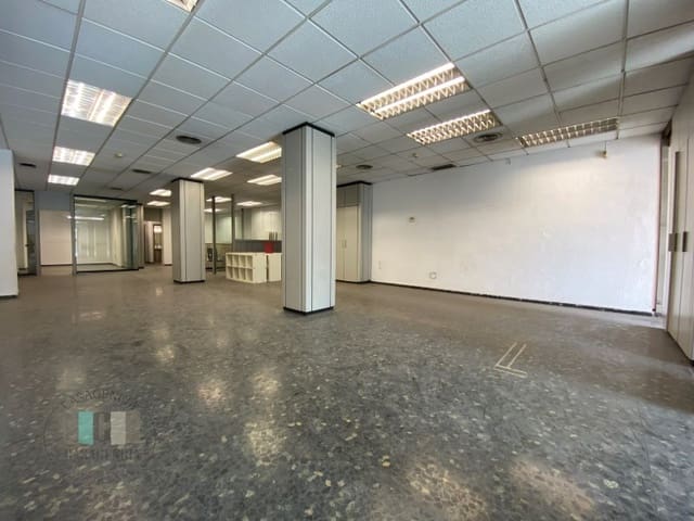 Comercial para venda em Centro, Castelló de la Plana - 170 000 € (Ref: 8770640)