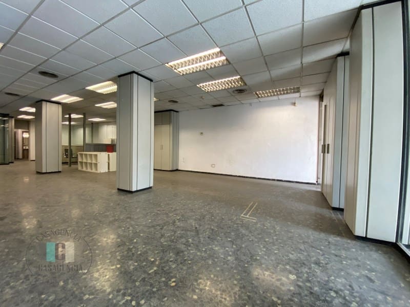 Commercial for rent in Castello de la Plana - € 950 (Ref: 8770641)