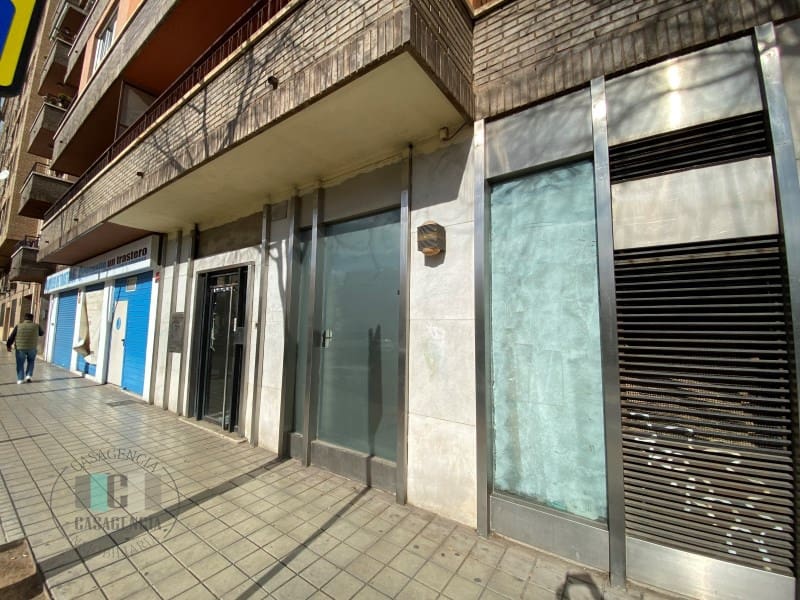 Commercial for rent in Castello de la Plana - € 950 (Ref: 8770641)