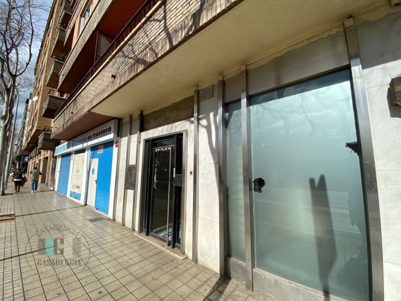 Commercial for rent in Castello de la Plana - € 950 (Ref: 8770641)