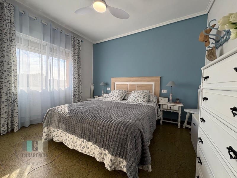 4 sovrum Lägenhet till salu i Benicassim med garage - 259 000 € (Ref: 8773500)