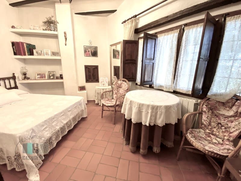 Casa de 5 habitaciones en Vilafamés en venta - 299.000 € (Ref: 8785401)