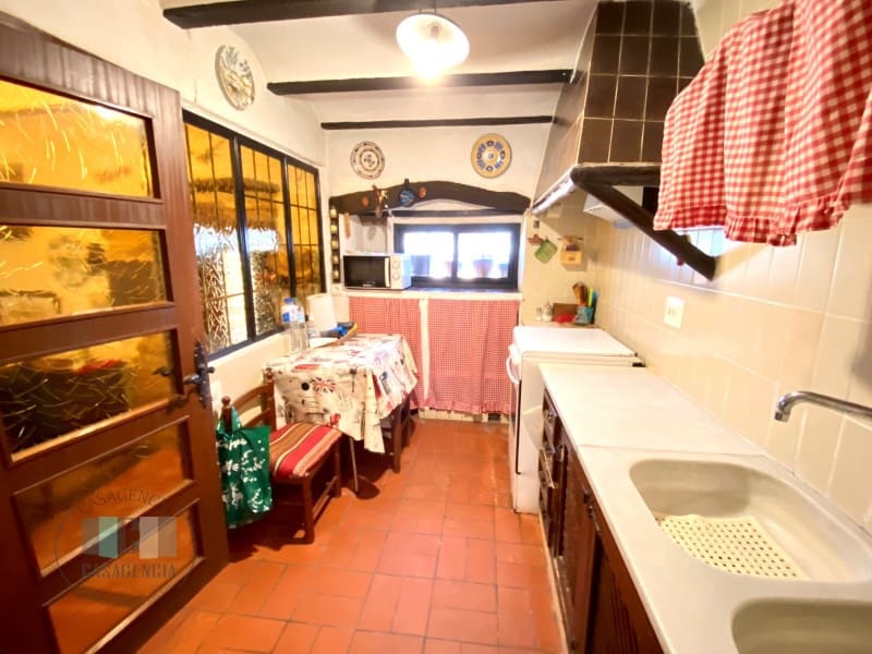 Casa de 5 habitaciones en Vilafamés en venta - 299.000 € (Ref: 8785401)