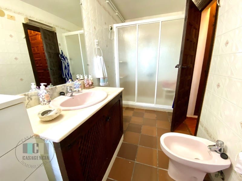 Casa de 5 habitaciones en Vilafamés en venta - 299.000 € (Ref: 8785401)