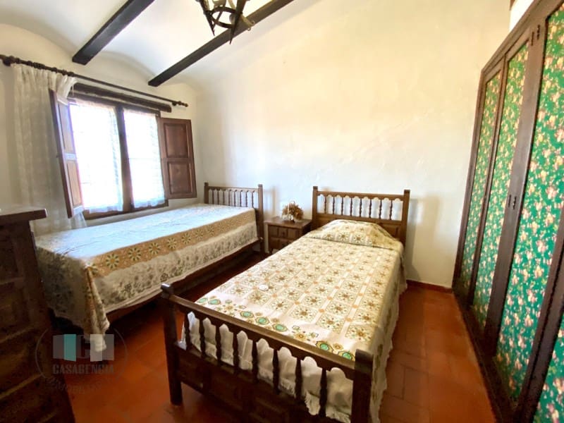 Casa de 5 habitaciones en Vilafamés en venta - 299.000 € (Ref: 8785401)