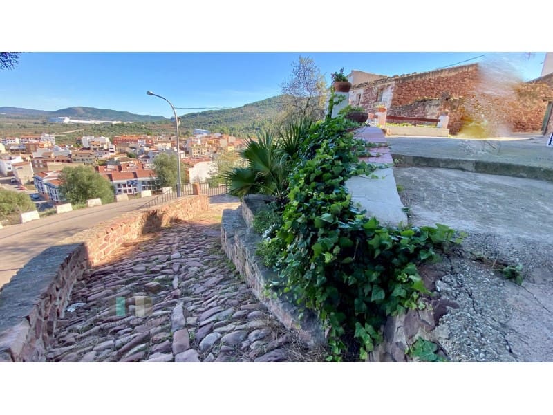 Casa de 5 habitaciones en Vilafamés en venta - 299.000 € (Ref: 8785401)