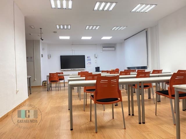 Kommersiell till salu i Este, Castelló de la Plana - 680 000 € (Ref: 9434668)