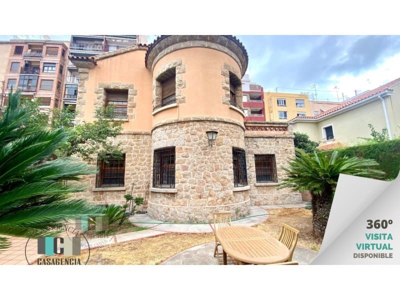 4 camera da letto Villa in vendita in Castello de la Plana con garage - 550.000 € (Rif: 9434669)