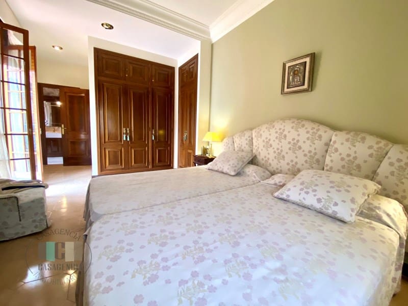 4 camera da letto Villa in vendita in Castello de la Plana con garage - 550.000 € (Rif: 9434669)