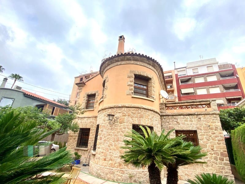 4 camera da letto Villa in vendita in Castello de la Plana con garage - 550.000 € (Rif: 9434669)