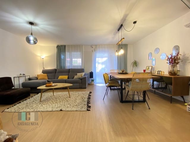 3 chambre Maison de Ville à vendre à El Grau de Castelló, Castelló de la Plana avec garage - 368 000 € (Ref: 9434671)