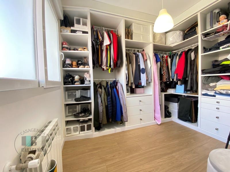 3 chambre Maison de Ville à vendre à Castello de la Plana avec garage - 368 000 € (Ref: 9434671)