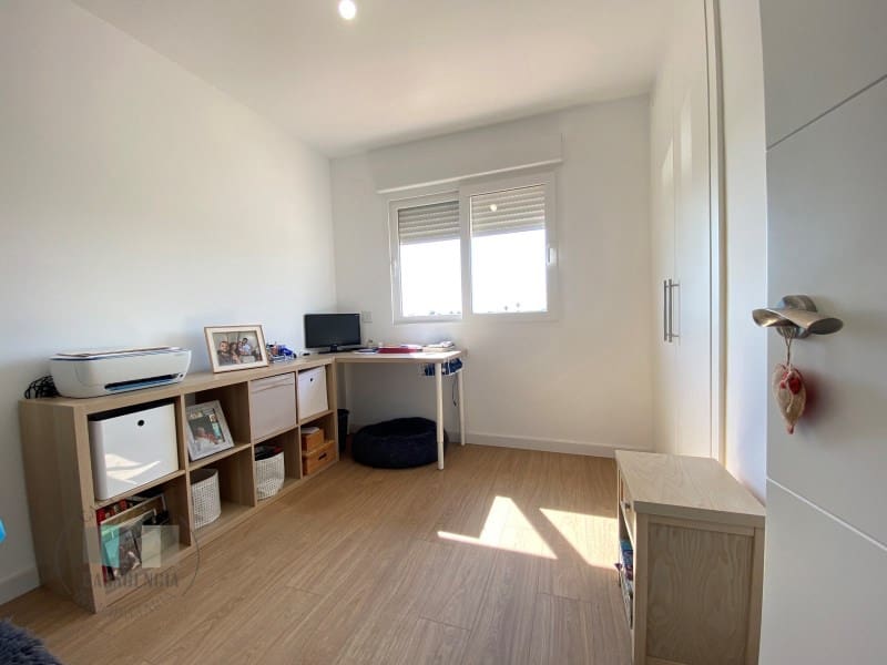 3 chambre Maison de Ville à vendre à Castello de la Plana avec garage - 368 000 € (Ref: 9434671)