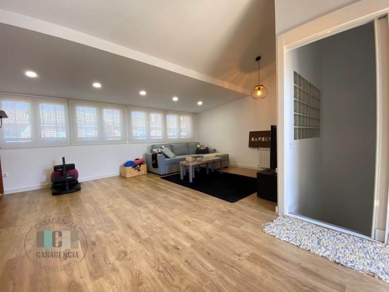 3 chambre Maison de Ville à vendre à Castello de la Plana avec garage - 368 000 € (Ref: 9434671)