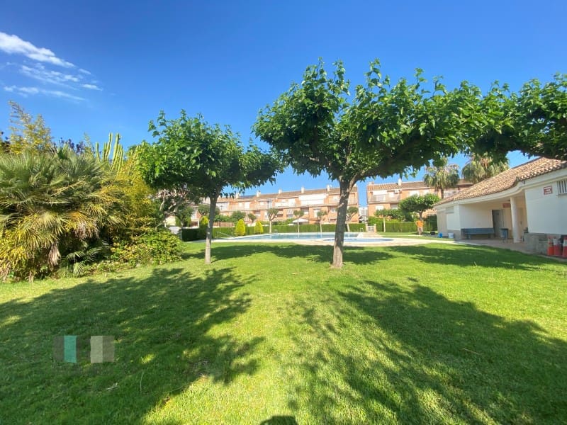 3 chambre Maison de Ville à vendre à Castello de la Plana avec garage - 368 000 € (Ref: 9434671)