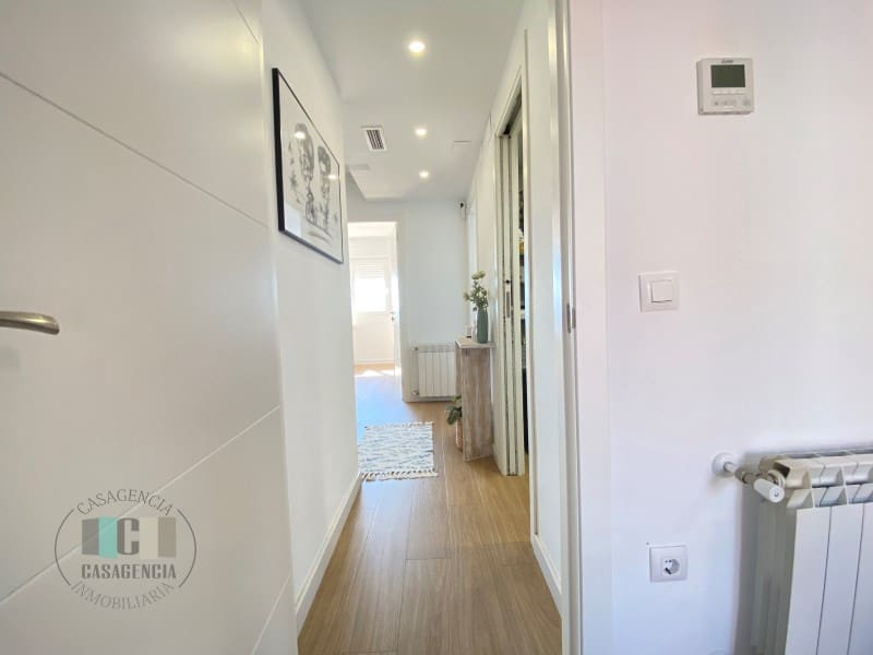 3 chambre Maison de Ville à vendre à Castello de la Plana avec garage - 368 000 € (Ref: 9434671)