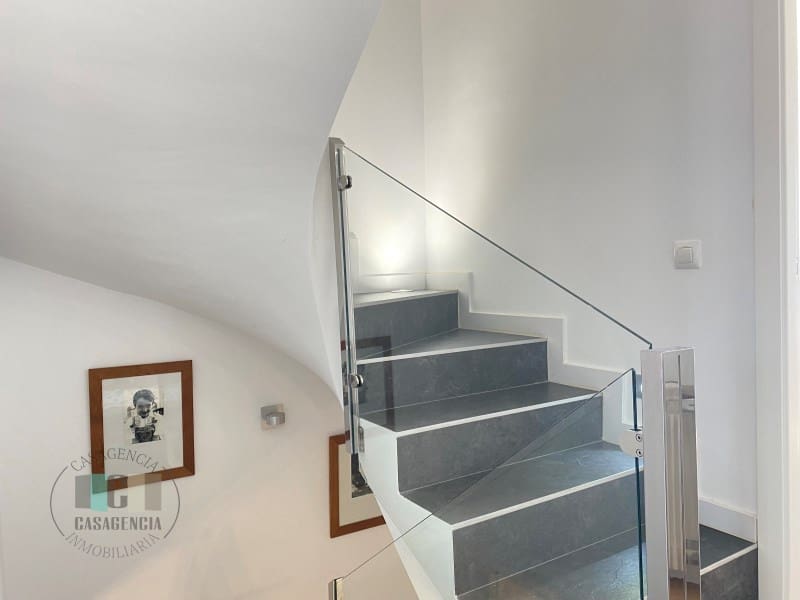 3 chambre Maison de Ville à vendre à Castello de la Plana avec garage - 368 000 € (Ref: 9434671)