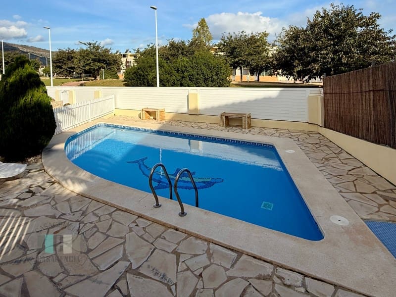 4 bedroom Villa for sale in Oropesa  with pool garage - € 590,000 (Ref: 9434678)