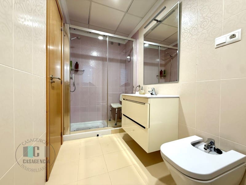 4 bedroom Villa for sale in Oropesa  with pool garage - € 590,000 (Ref: 9434678)