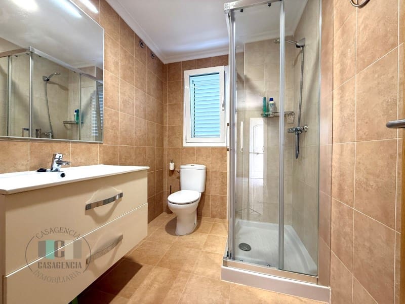 4 bedroom Villa for sale in Oropesa  with pool garage - € 590,000 (Ref: 9434678)