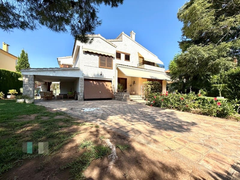 5 camera da letto Villa in vendita in Benicassim - 900.000 € (Rif: 9434679)