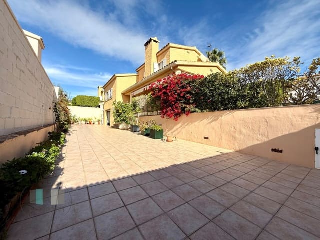 4 camera da letto Villa in vendita in Benicàssim con piscina garage - 540.000 € (Rif: 9434680)