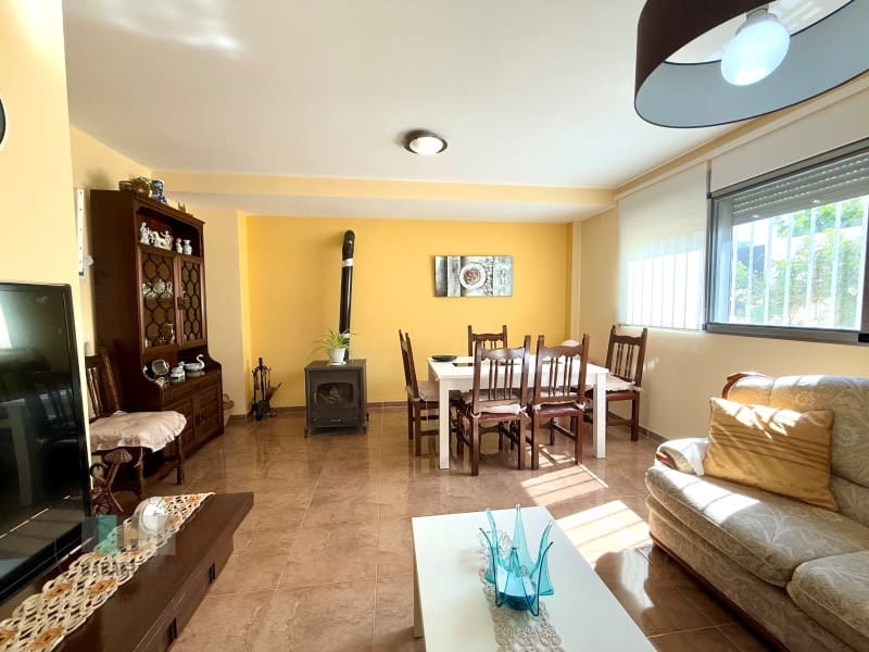 4 soveværelse Villa til salg i Sierra Engarceran med garage - € 210.000 (Ref: 9434682)