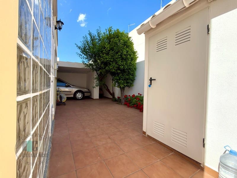 4 soveværelse Villa til salg i Sierra Engarceran med garage - € 210.000 (Ref: 9434682)