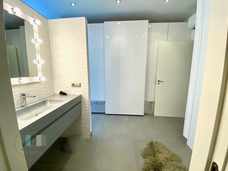 6 makuuhuone Huvila myytävänä paikassa Benicassim mukana uima-altaan 
autotalli - 750 000 € (Ref: 9434685)