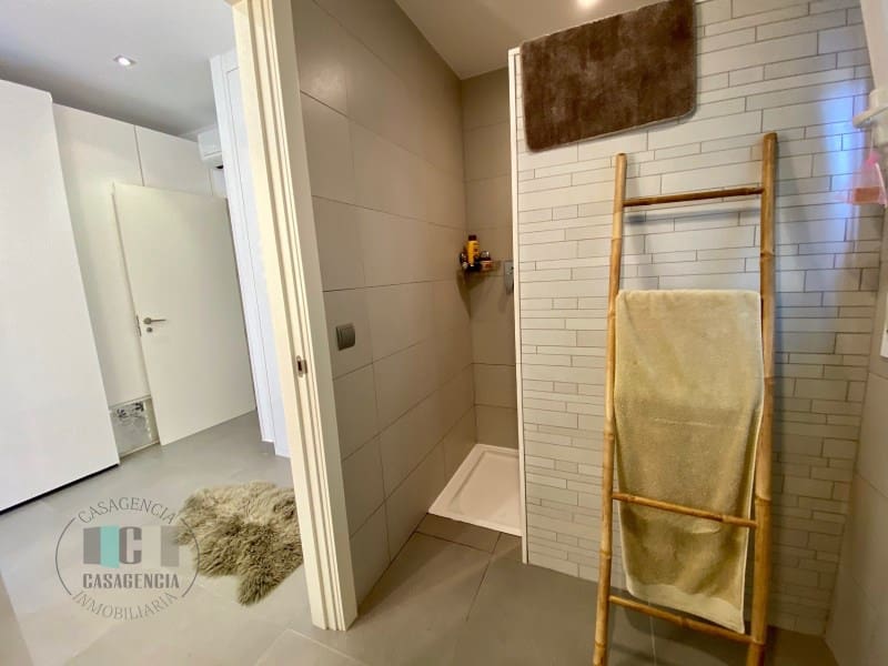 6 makuuhuone Huvila myytävänä paikassa Benicassim mukana uima-altaan 
autotalli - 750 000 € (Ref: 9434685)