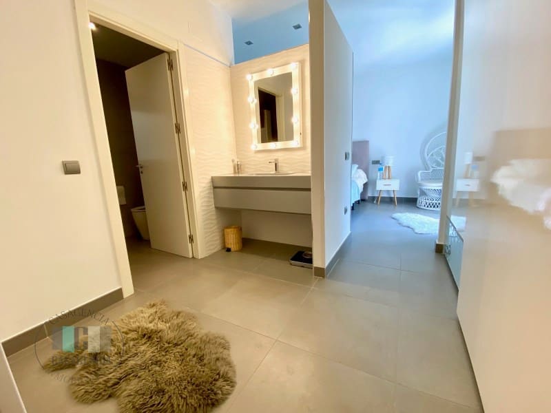 6 makuuhuone Huvila myytävänä paikassa Benicassim mukana uima-altaan 
autotalli - 750 000 € (Ref: 9434685)