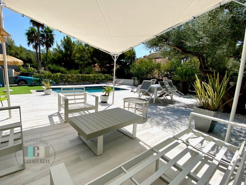 6 makuuhuone Huvila myytävänä paikassa Benicassim mukana uima-altaan 
autotalli - 750 000 € (Ref: 9434685)