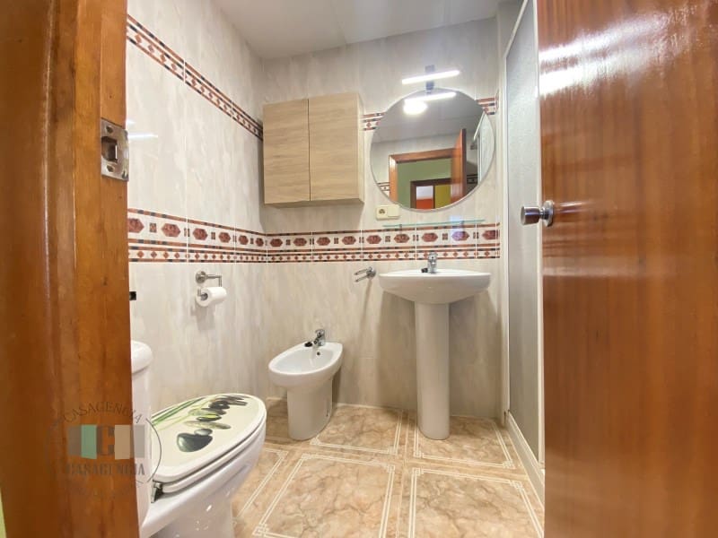 2 bedroom Flat for sale in Oropesa  with garage - € 182,000 (Ref: 9434687)