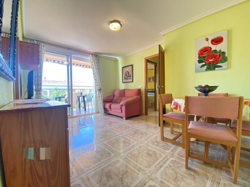 2 bedroom Flat for sale in Oropesa  with garage - € 182,000 (Ref: 9434687)