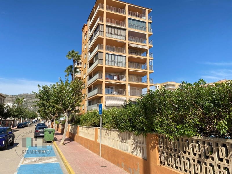 2 bedroom Flat for sale in Oropesa  with garage - € 182,000 (Ref: 9434687)