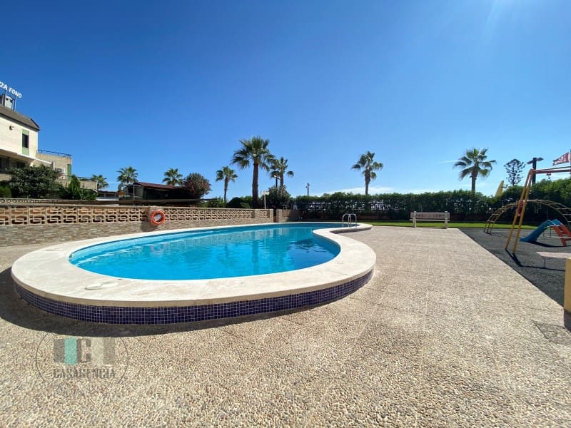 2 bedroom Flat for sale in Oropesa  with garage - € 182,000 (Ref: 9434687)