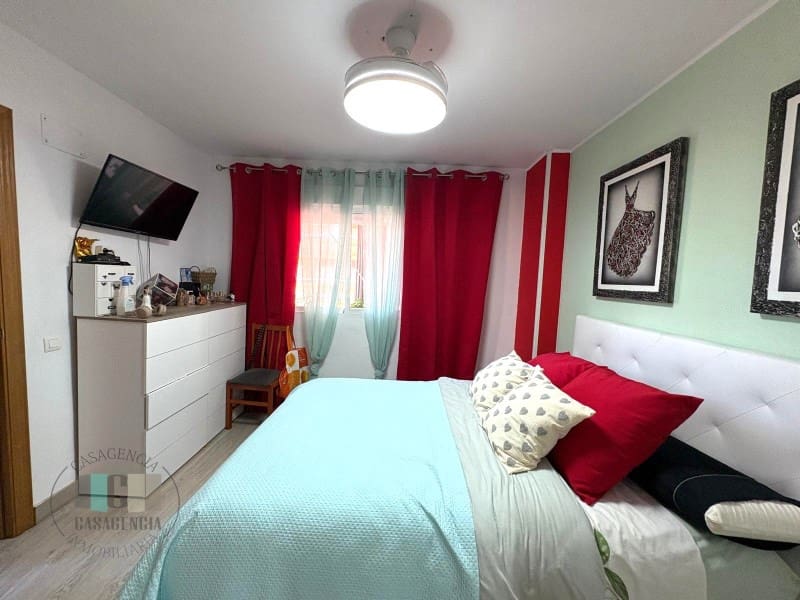 Apartamento de 3 habitaciones en Oropesa  en venta con garaje - 208.500 € (Ref: 9434688)