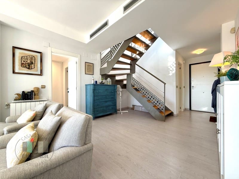 3 bedroom Apartment for sale in Oropesa  - € 410,000 (Ref: 9434691)