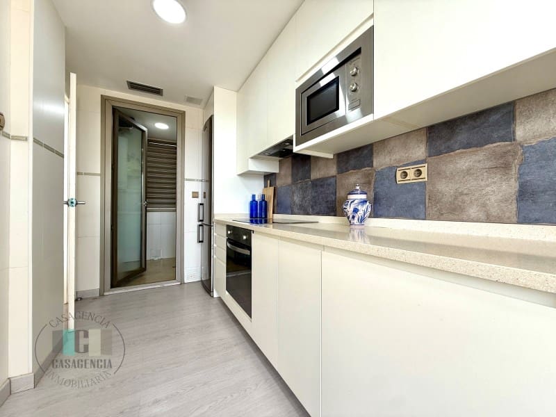 3 bedroom Apartment for sale in Oropesa  - € 410,000 (Ref: 9434691)