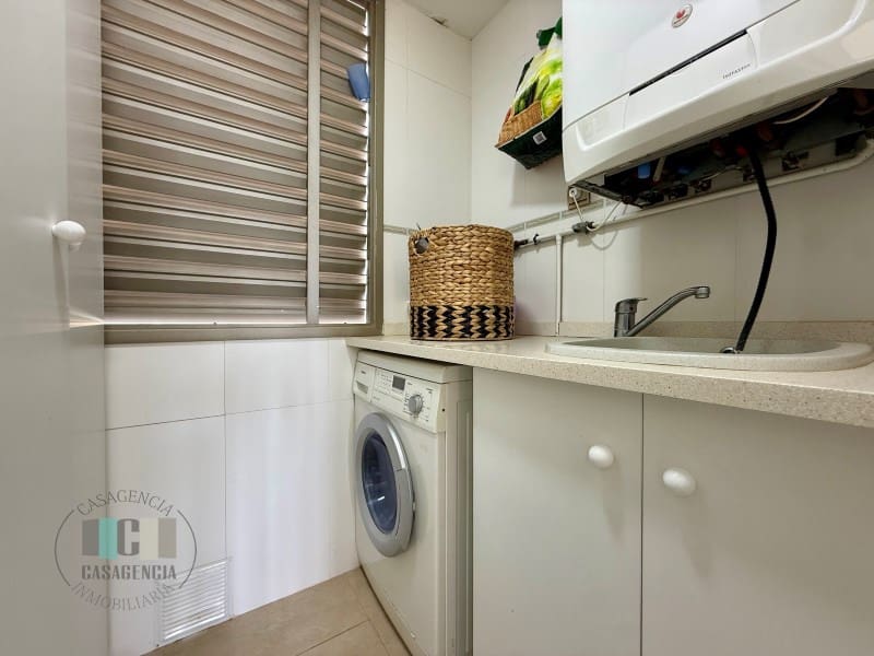 3 bedroom Apartment for sale in Oropesa  - € 410,000 (Ref: 9434691)