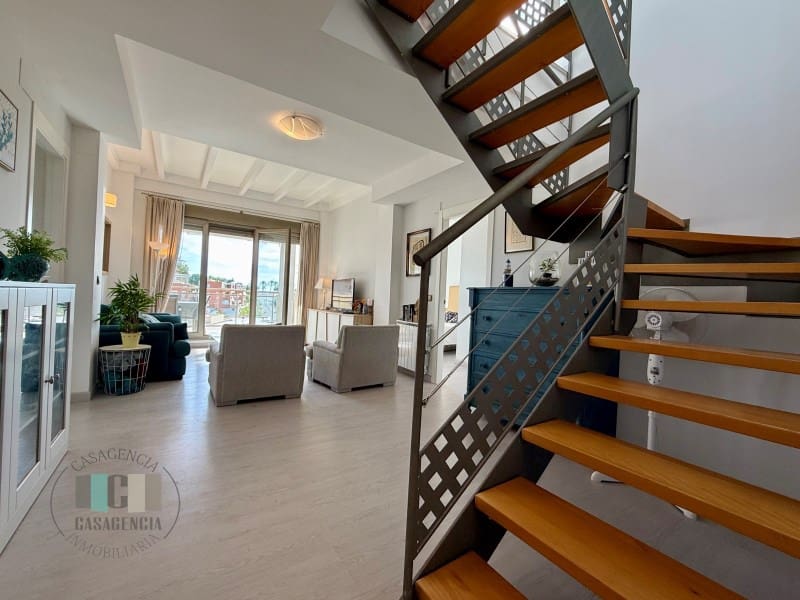 3 bedroom Apartment for sale in Oropesa  - € 410,000 (Ref: 9434691)