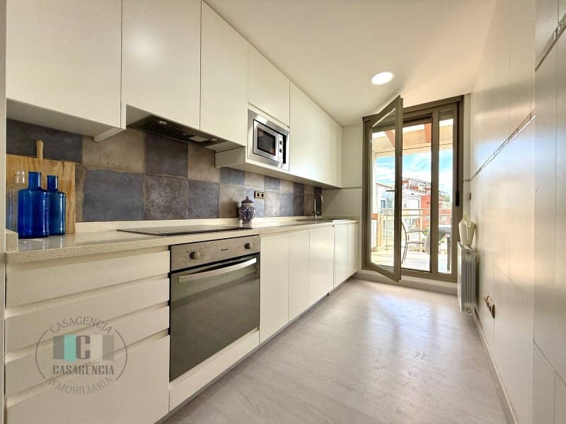 3 bedroom Apartment for sale in Oropesa  - € 410,000 (Ref: 9434691)