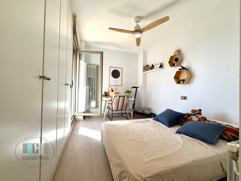 3 bedroom Apartment for sale in Oropesa  - € 410,000 (Ref: 9434691)
