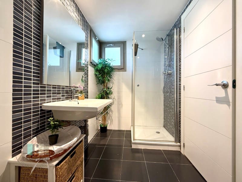 3 bedroom Apartment for sale in Oropesa  - € 410,000 (Ref: 9434691)