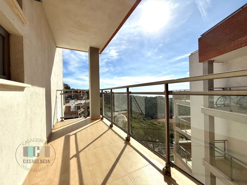 3 bedroom Apartment for sale in Oropesa  - € 410,000 (Ref: 9434691)