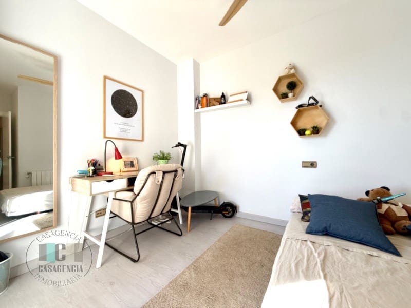 3 bedroom Apartment for sale in Oropesa  - € 410,000 (Ref: 9434691)