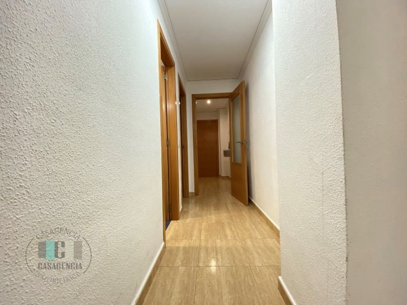 2 bedroom Flat for sale in Oropesa  - € 120,000 (Ref: 9434693)